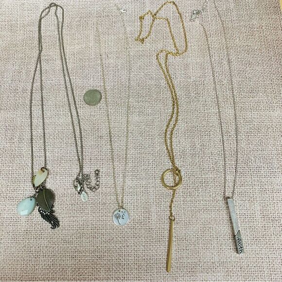 Dainty Necklace Bundle  - Picture 1 of 4